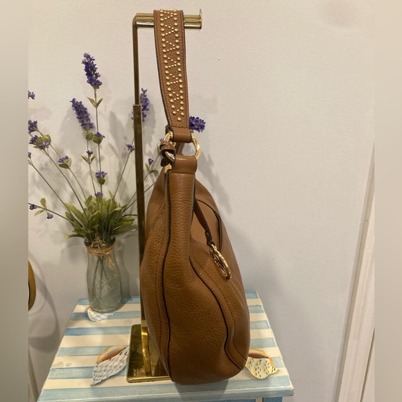 Michael Kors Brown Pebbled Leather Studded Strap Hobo Shoulder Bag MK Charm - Picture 3 of 7